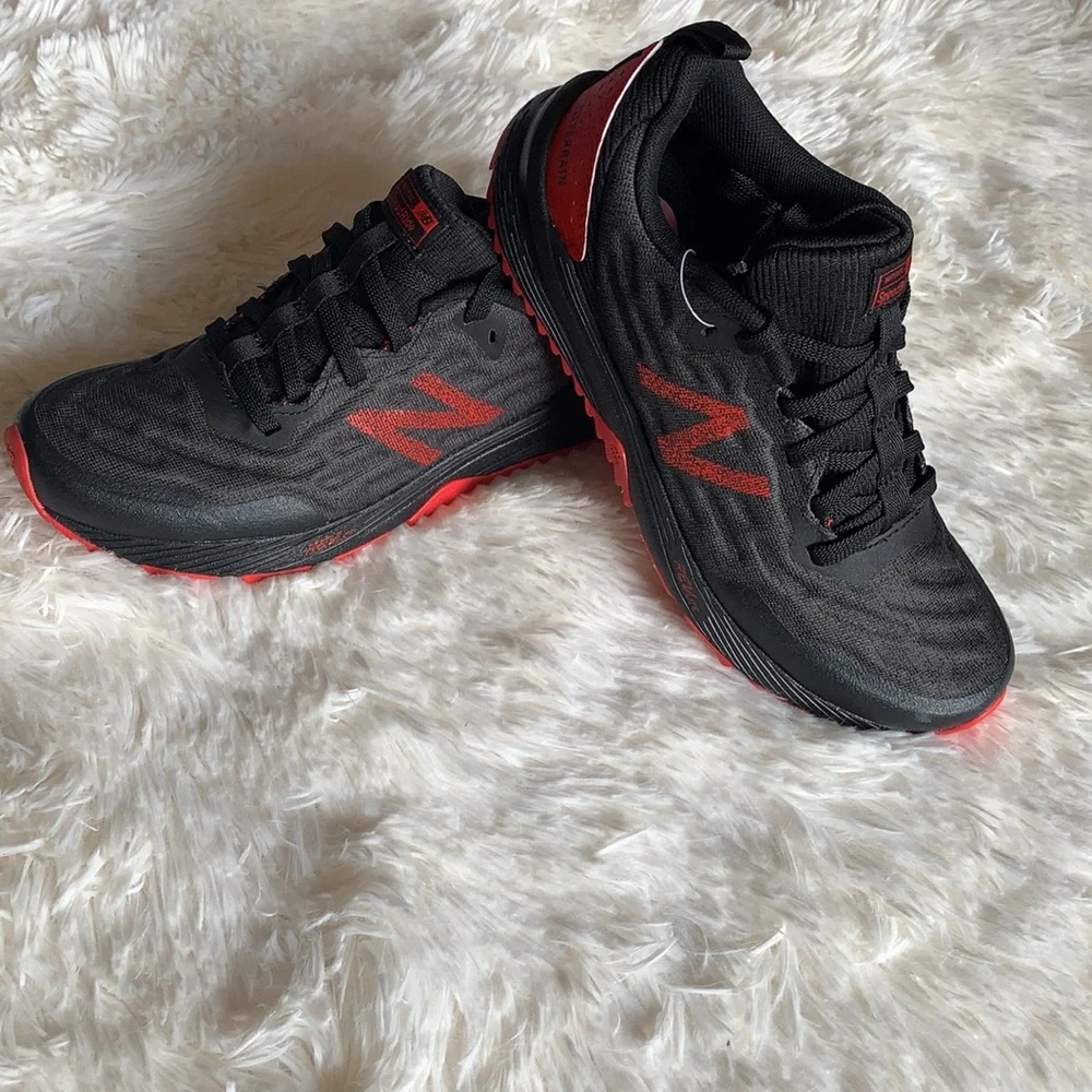 New balance big boys‎ Speedride Nítrel sneakers, size 4